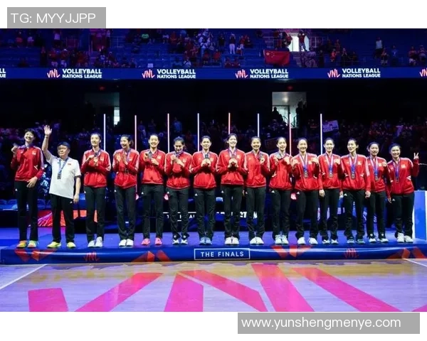 重庆排球队比赛经验分析与提升策略探讨 重庆排球队比赛经验分析与提升策略探讨