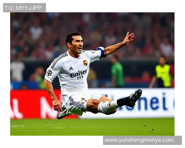 最受球员喜爱的足球明星盘点与他们的传奇故事分享